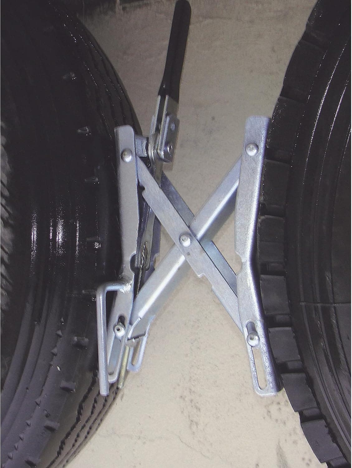 Ultra-Tow Tandem Wheel Chock/Lock - Pair